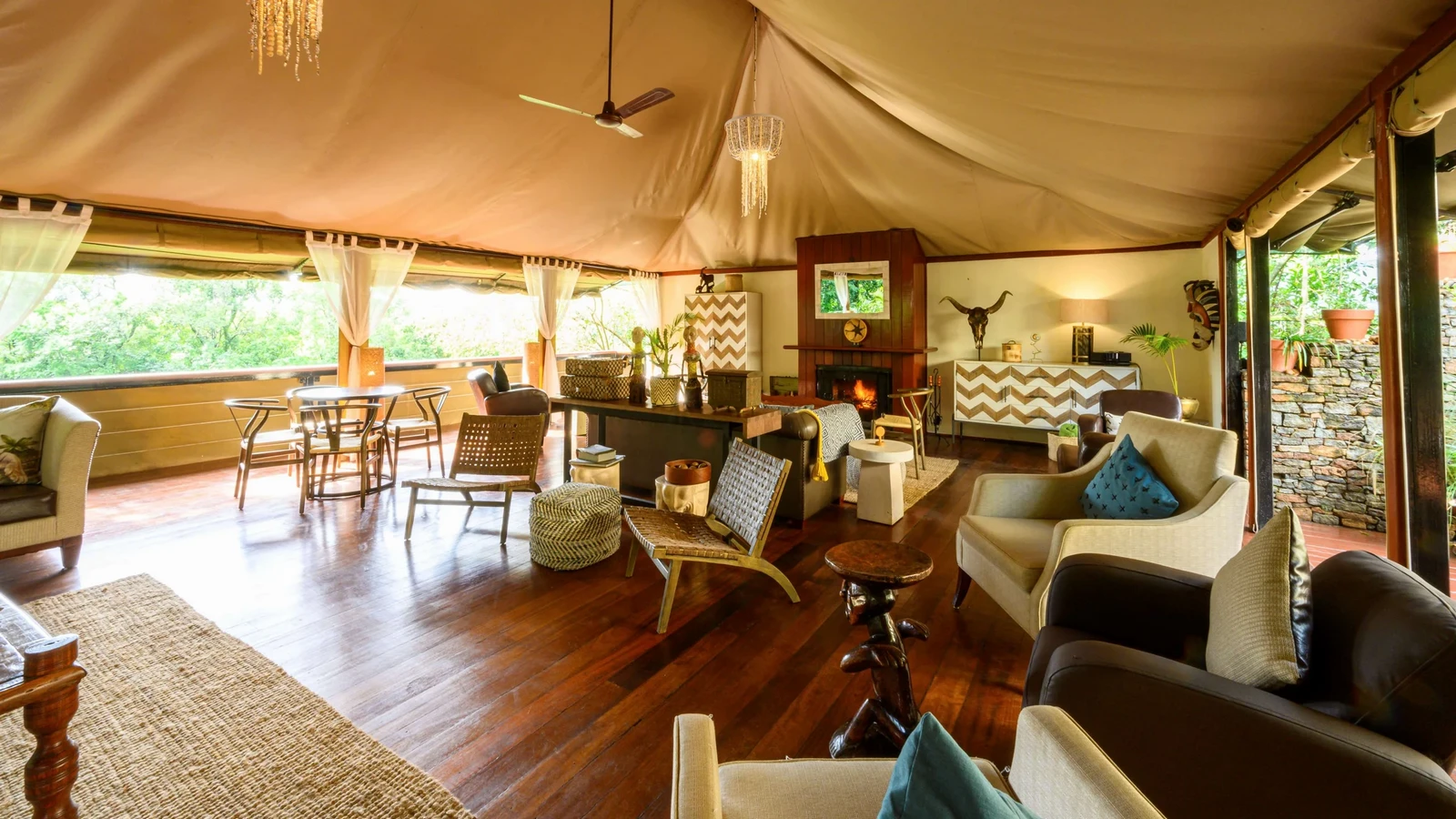 7900170ca82b-73667262_4K